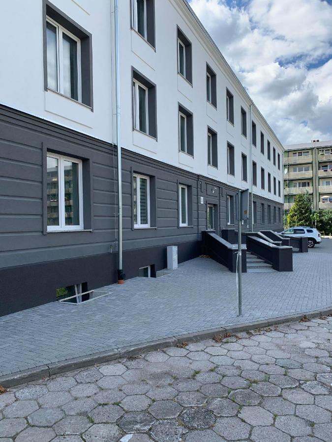 ゴジュフ・ヴィエルコポルスキApartament Walczakaアパートメント エクステリア 写真